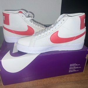 Nike SB Mid Blazer Lobster